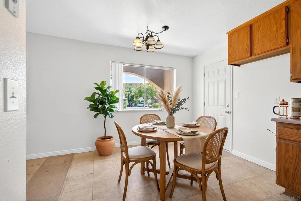 Photo of 9902 Saddleback Drive