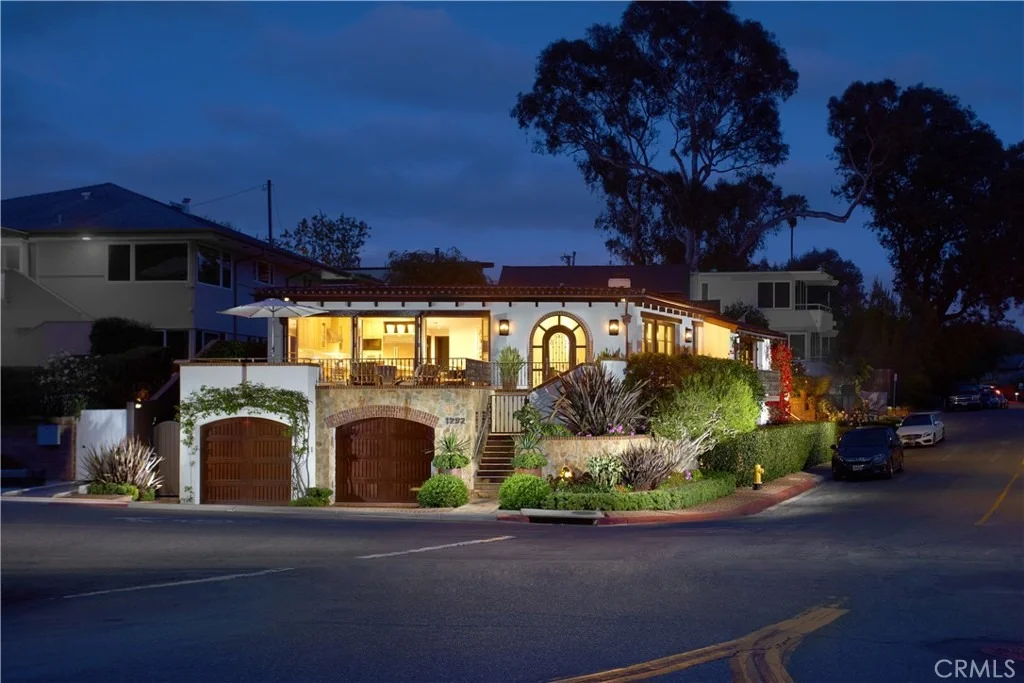 Photo of 1292 Cliff Drive