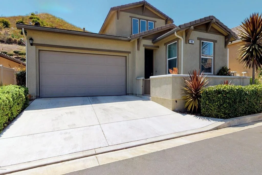 Photo of 944 Coronado Circle