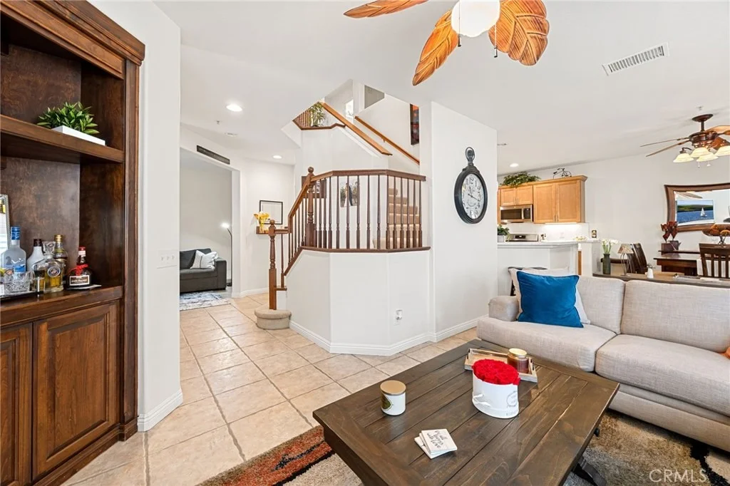 Photo of Unit B at 33433 Emerson Way
