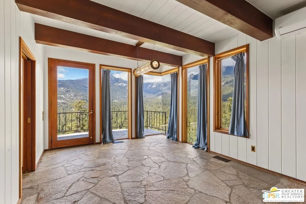 Photo of 54620 Crest Drive