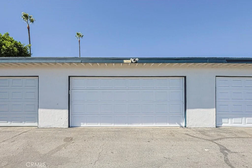 Photo of 11077 Robinson