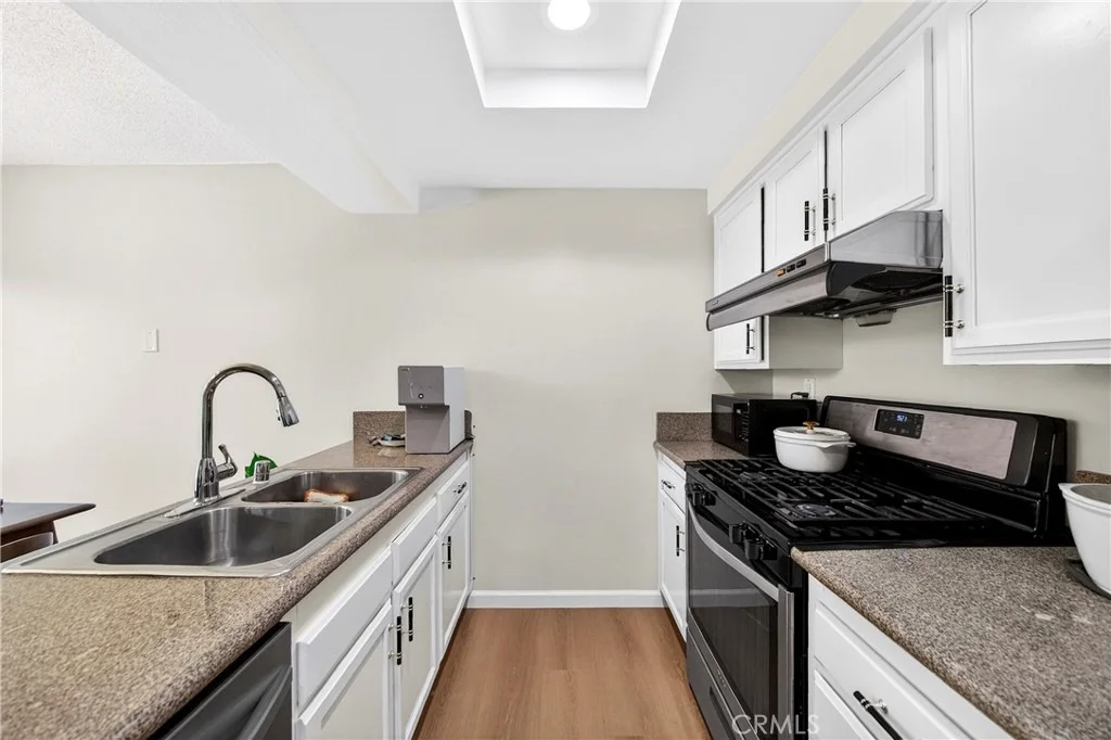 Photo of Unit 211 at 1525 Walnut Leaf