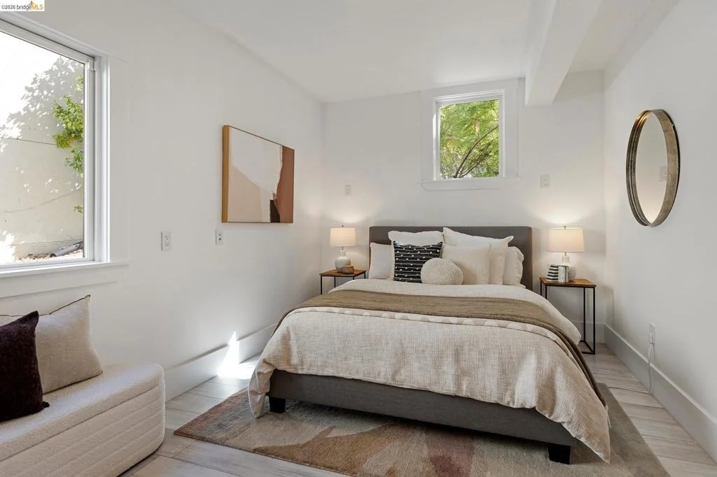 Photo of 5377 Bryant Ave