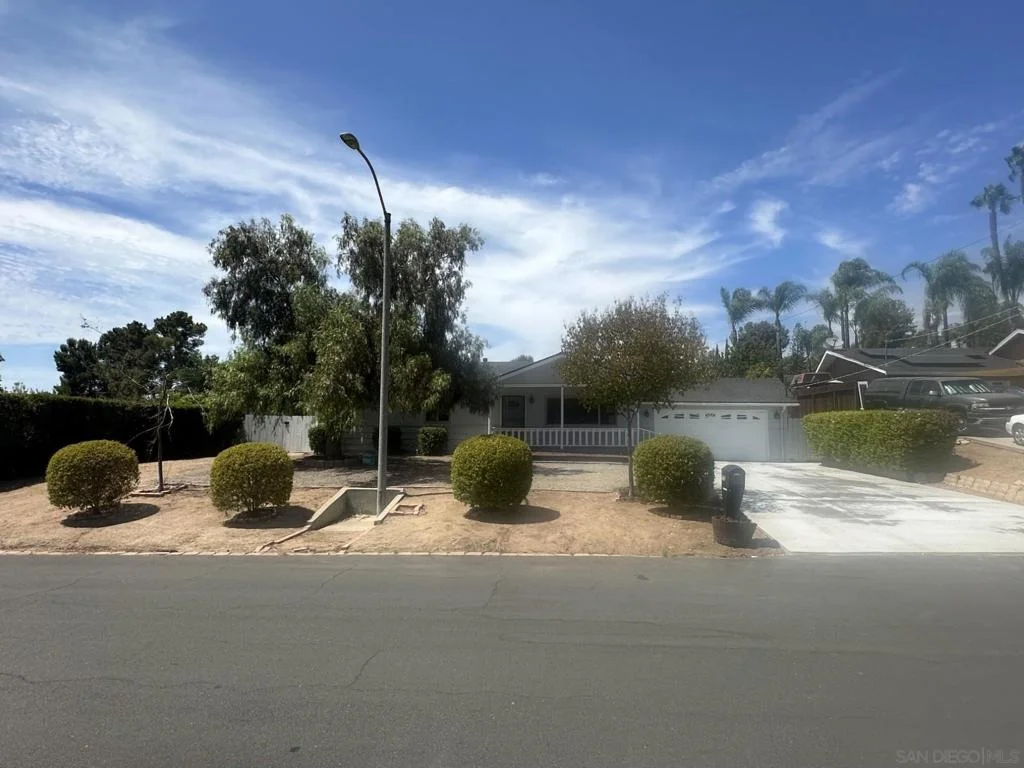 Photo of 2738 Oak Hill Dr