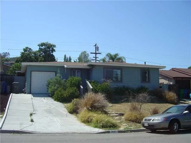 Photo of 692 Hillsview Road
