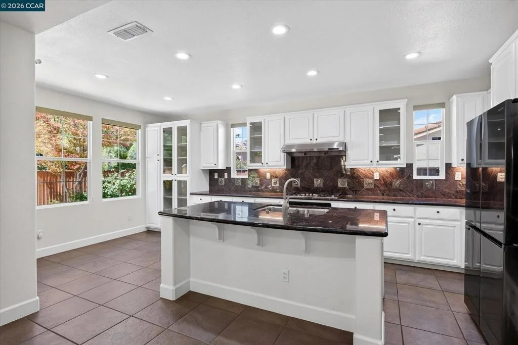 Photo of 5210 S Montecito Dr