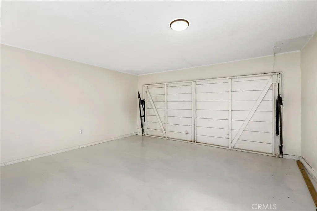 Photo of 11219 Foster Road