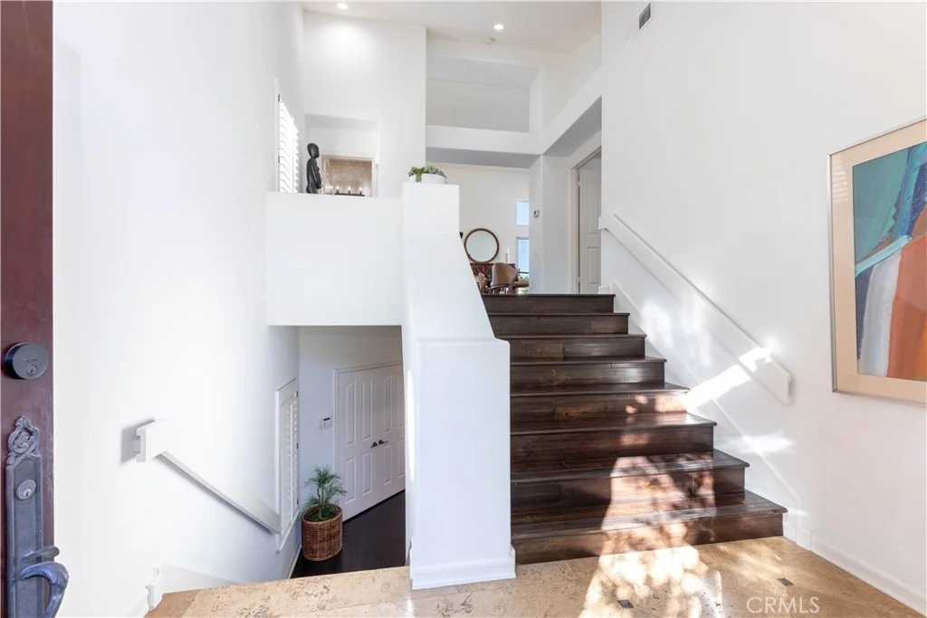 Photo of 5517 China Point