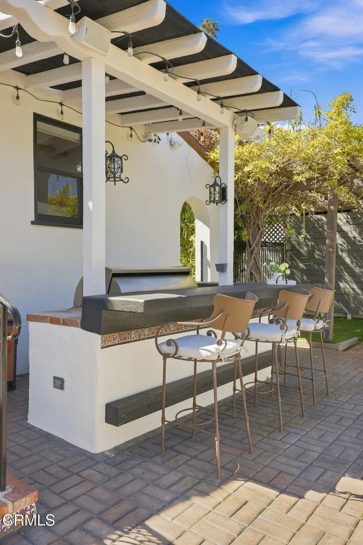 Photo of 25 Encinal Place