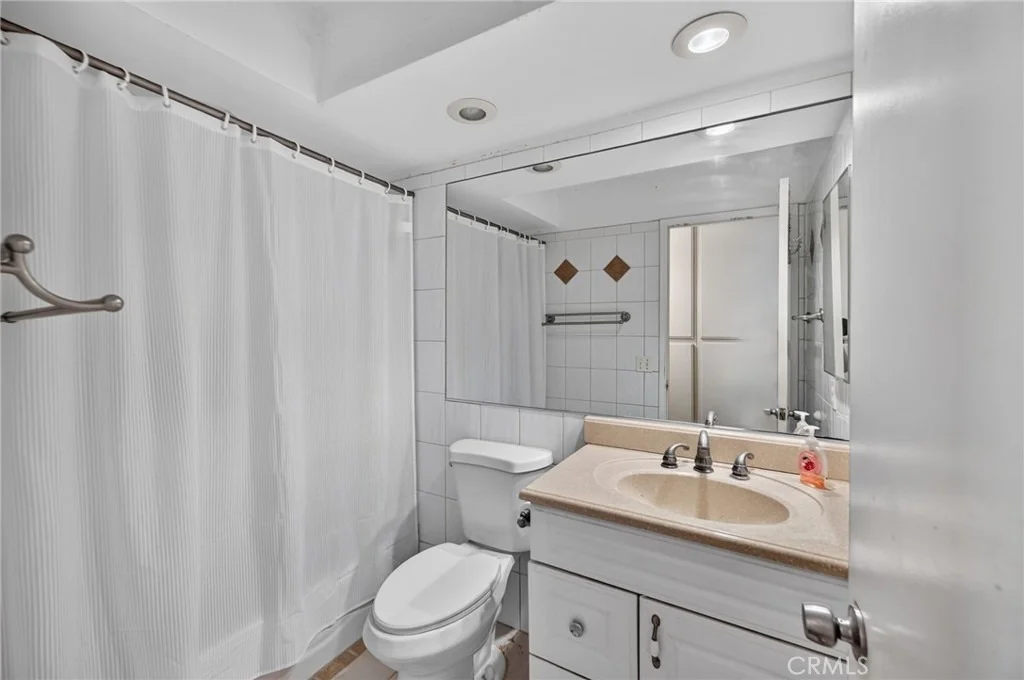 Photo of 1245 Prado