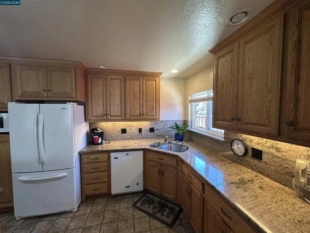 Photo of 1707 Bishop Dr