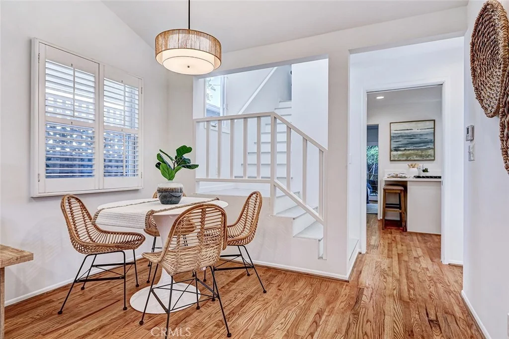 Photo of 2328 Beach Avenue