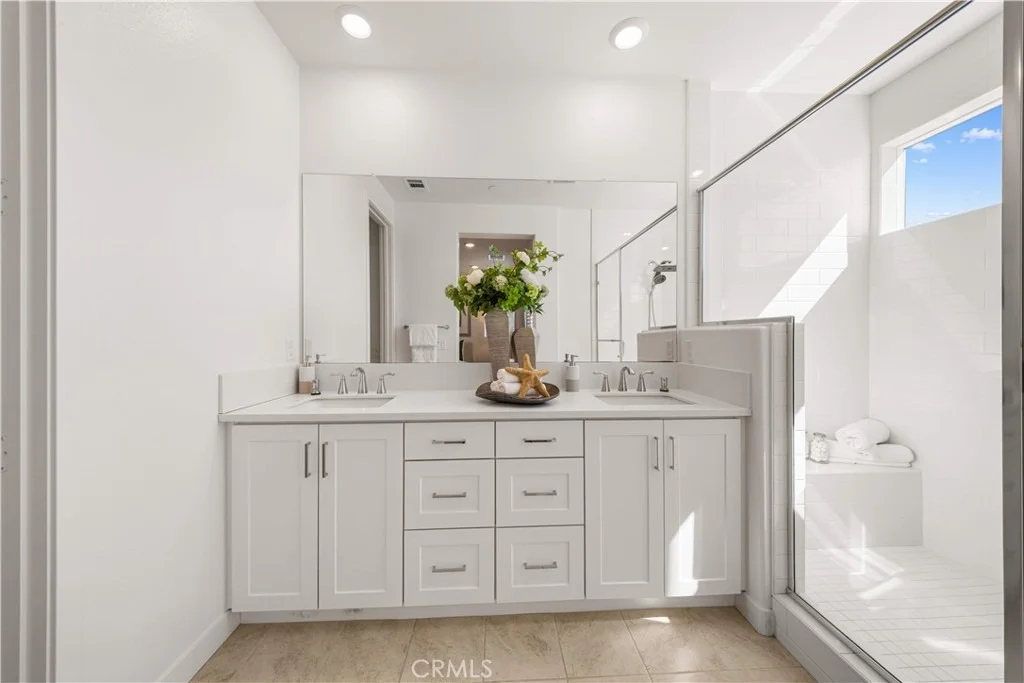 Photo of 257 Sash