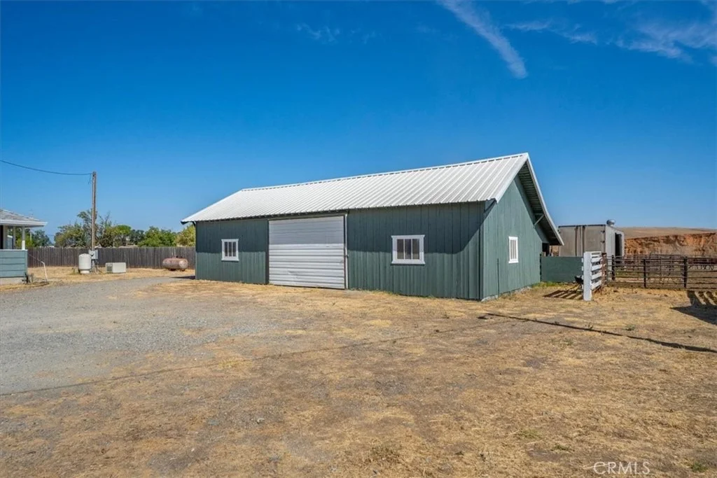 Photo of 20060 Corning
