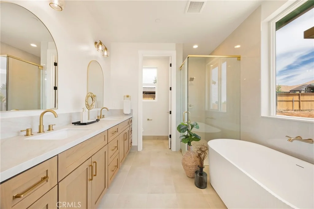 Photo of 5850 Sawmill Road