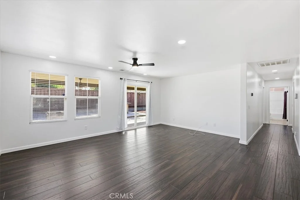 Photo of 781 Amherst