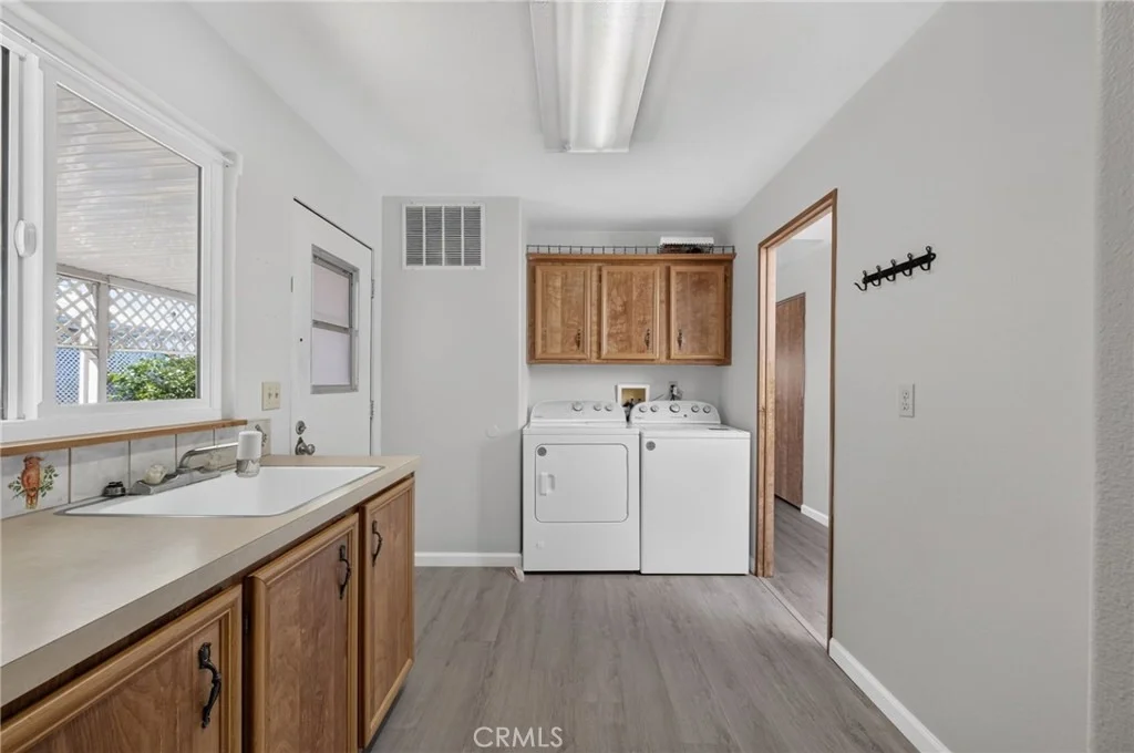 Photo of 564 De Soto Drive