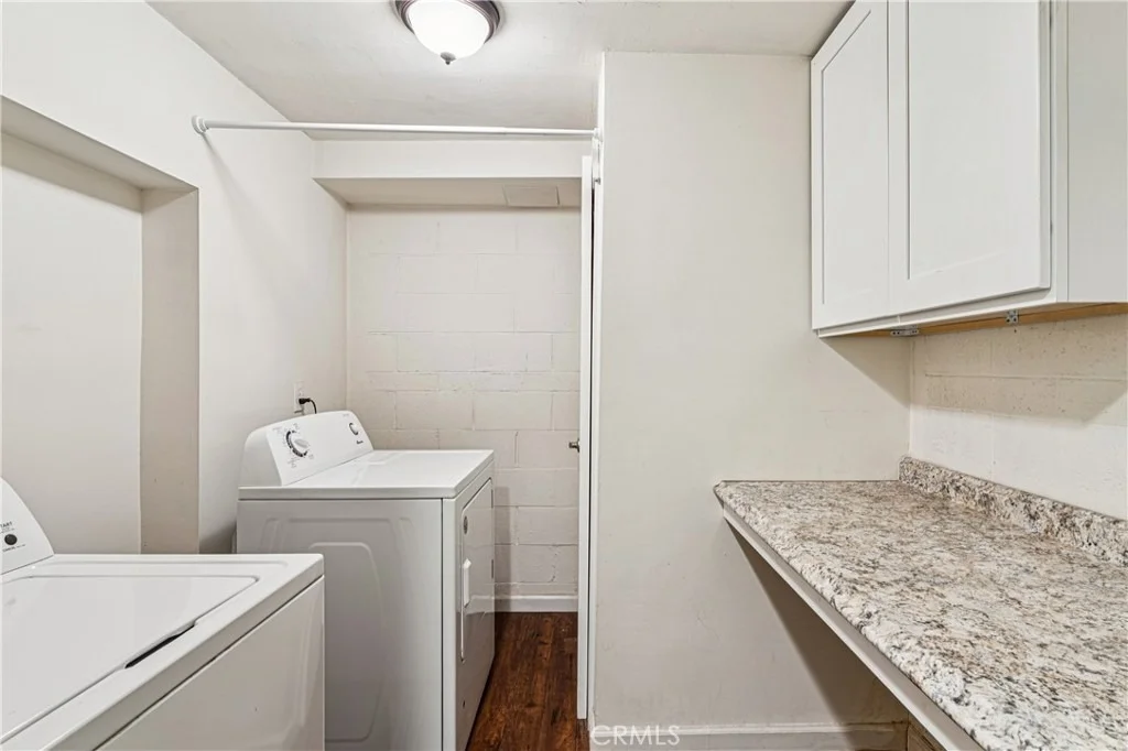 Photo of 355 Hartman Circle