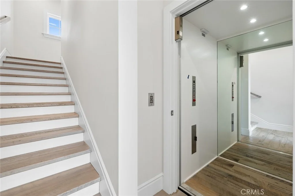 Photo of 524 W Oceanfront