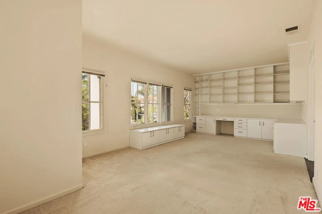Photo of 23216 Park Corniche