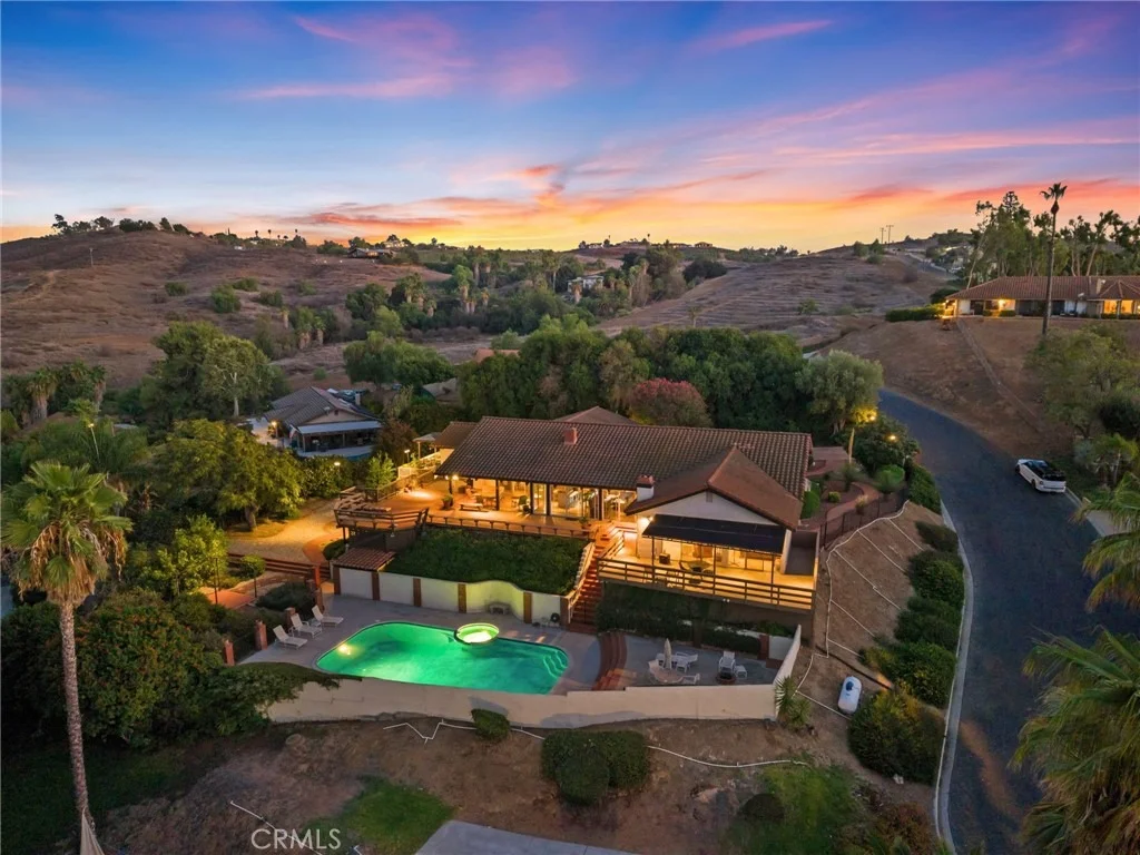 Photo of 14560 Viewcrest