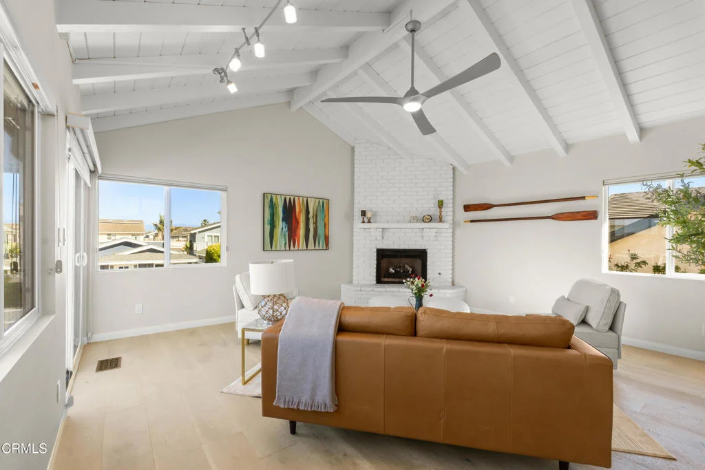 Photo of 5040 Island View Street