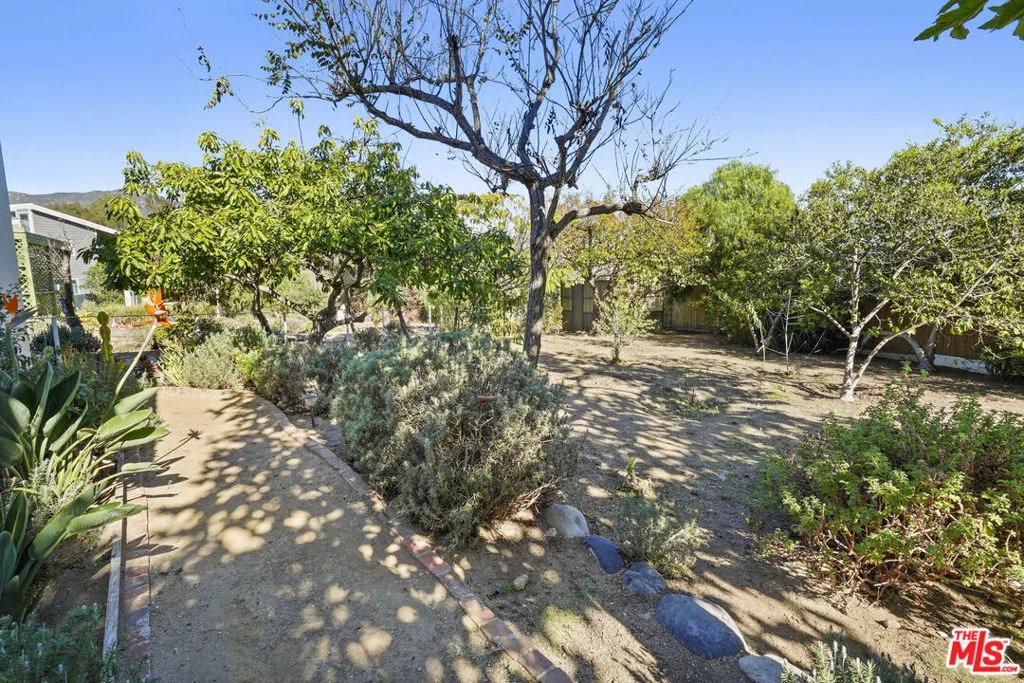 Photo of 6052 Merritt Drive