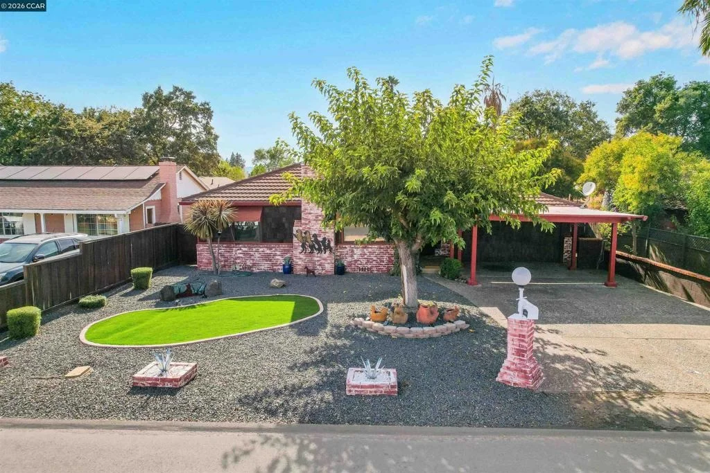 Photo of 1193 Almendra Court