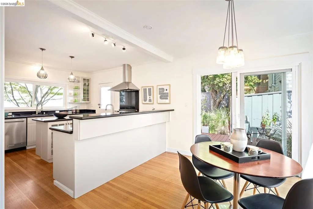 Photo of 355 Arlington Ave