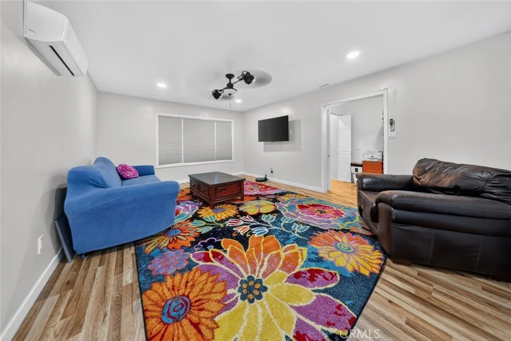 Photo of 1695 James Place