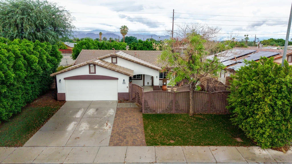 Photo of 52787 Genoa Street