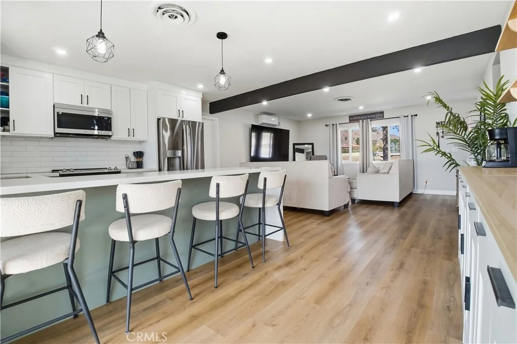 Photo of 23921 South