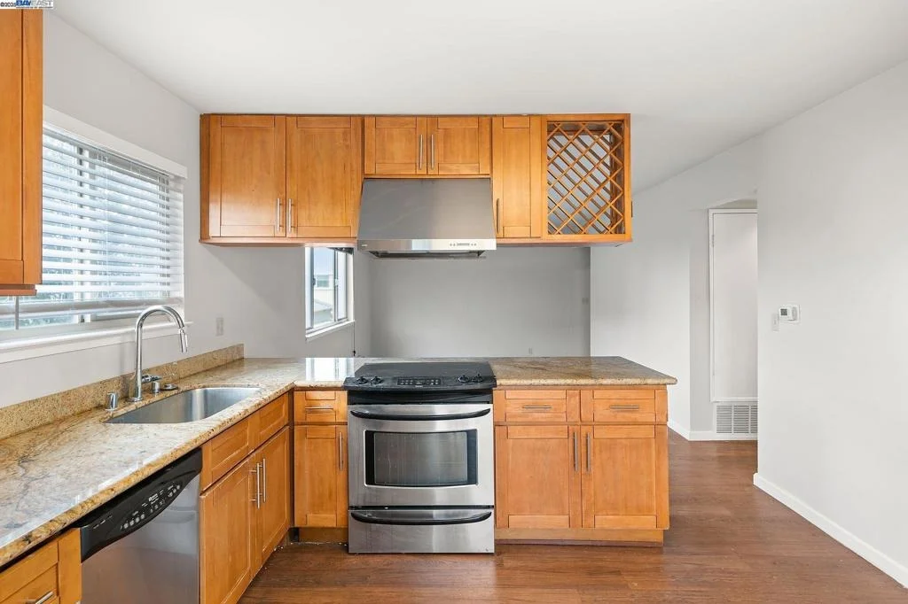 Photo of 1444 Walnut St