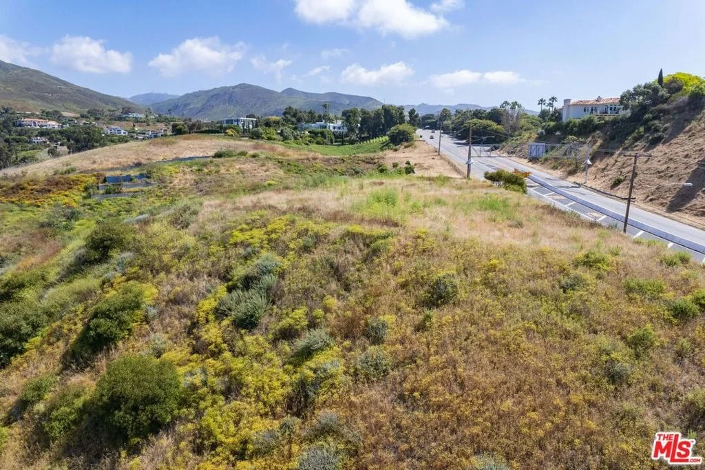Photo of 6111 Kanan Dume Road
