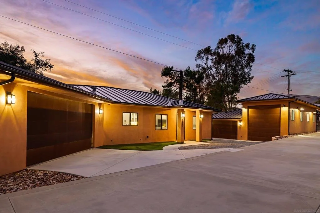 Photo of 3023 25 Via Viejas
