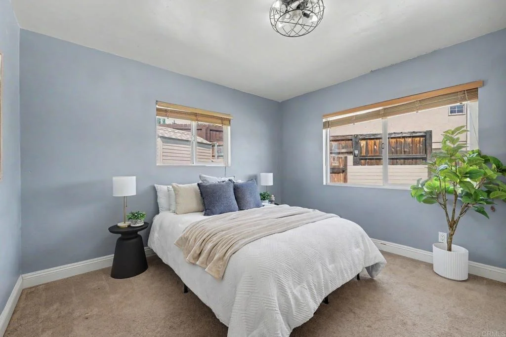 Photo of 6915 Oregon Avenue