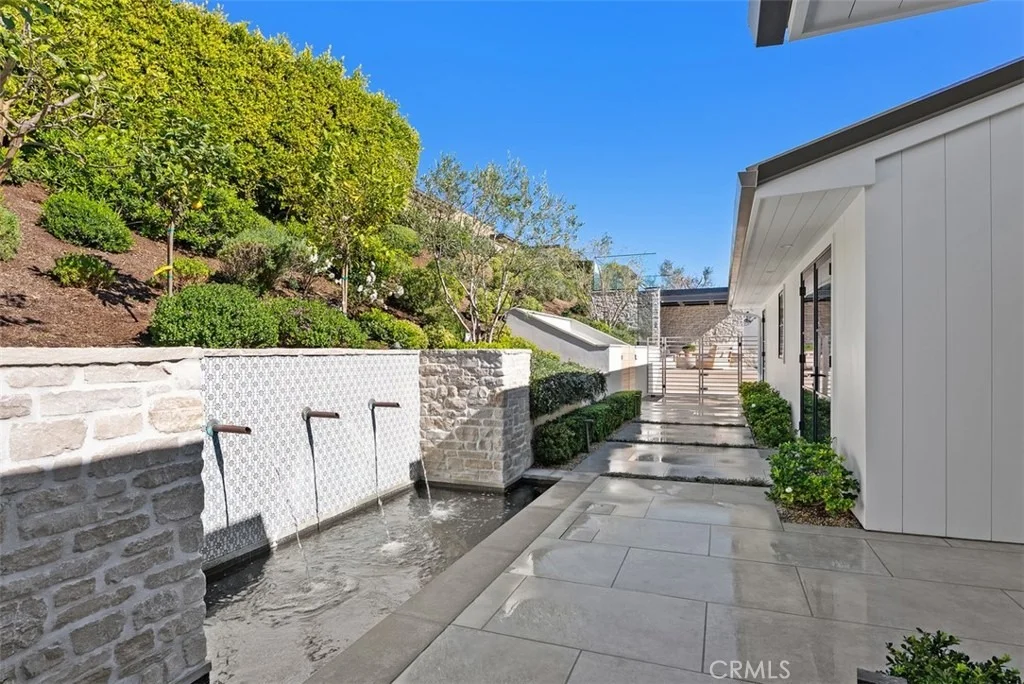 Photo of 92 Monarch Bay