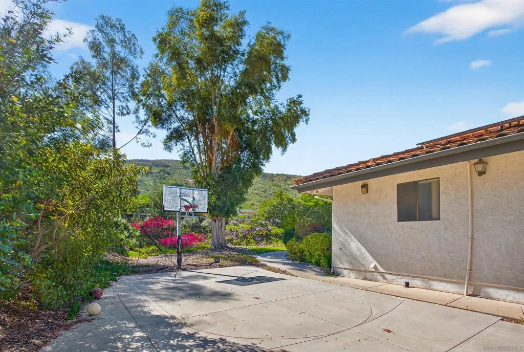 Photo of 11330 Crazy Horse Dr