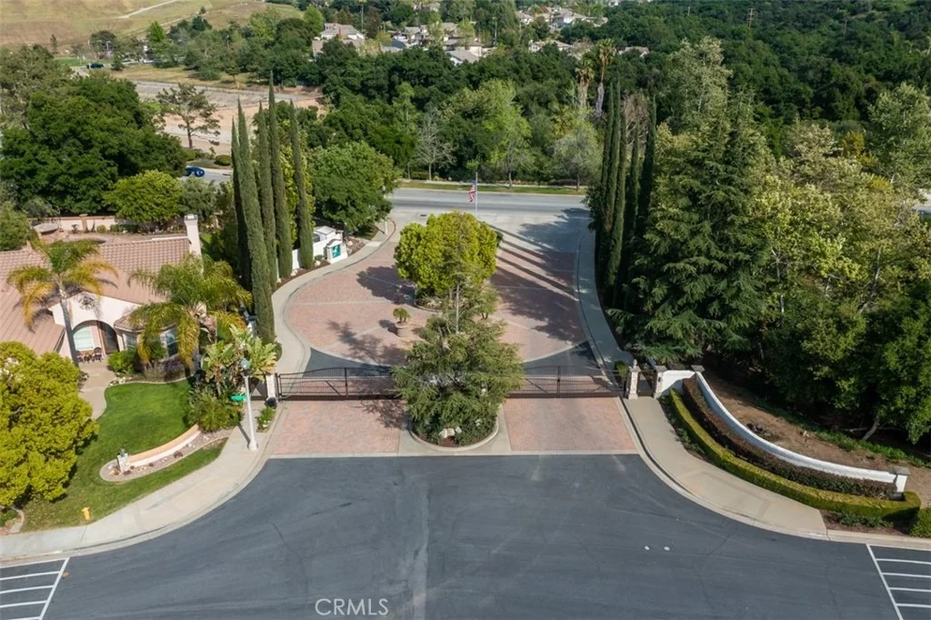 Photo of 5376 Edgewood Drive