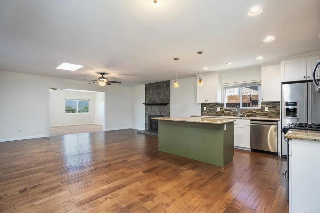 Photo of 9439 LAKE CANYON RD