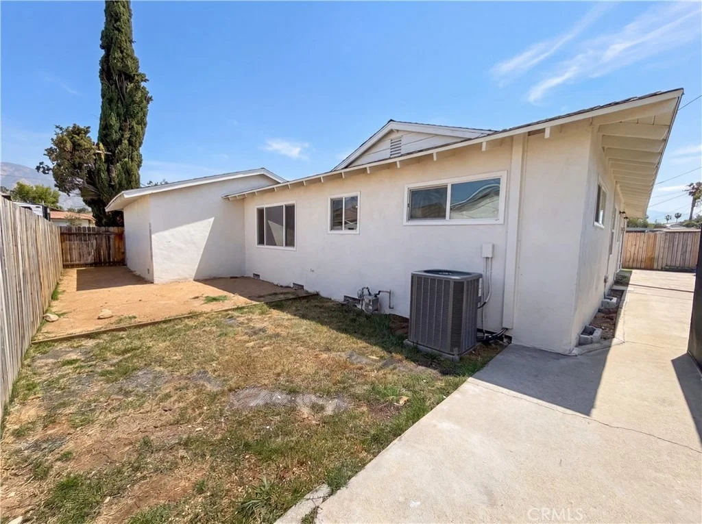 Photo of 27807 Pluto Street