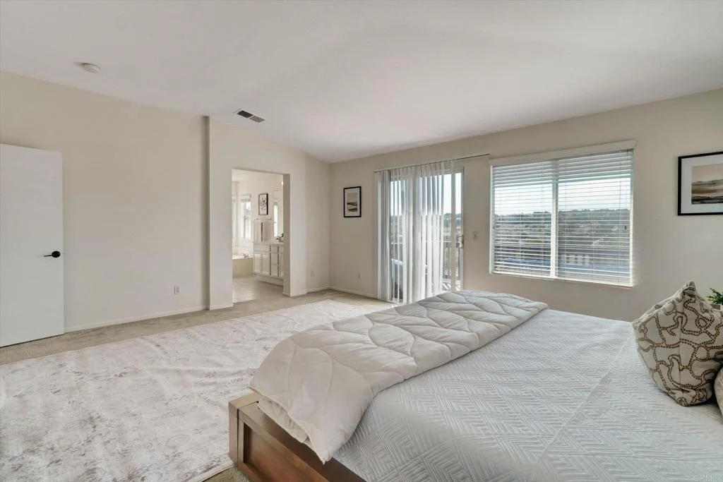 Photo of 1260 Long View Drive