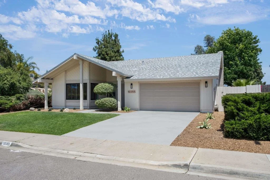 Photo of 10355 Lairwood Drive