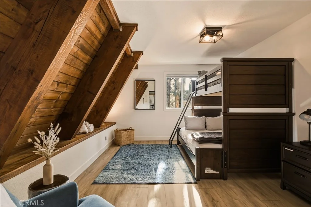 Photo of 580 St Moritz