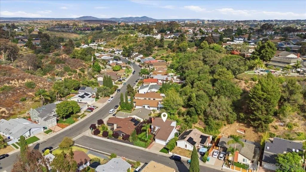 Photo of 6783 Robbins Way