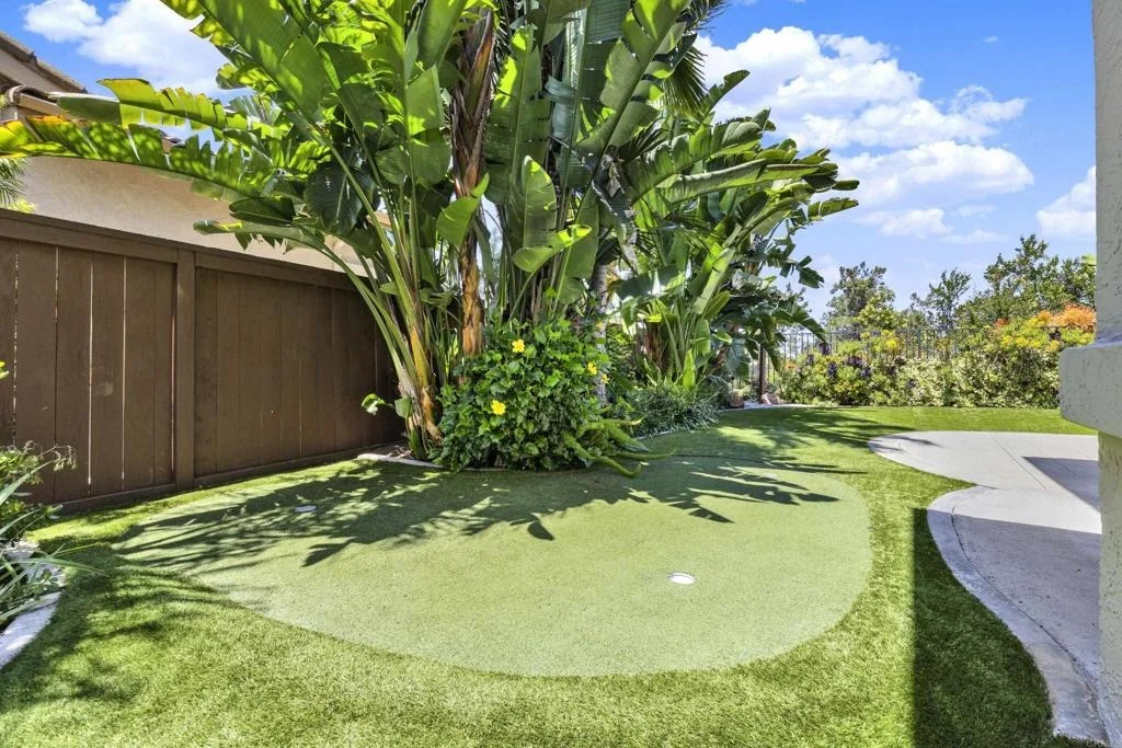 Photo of 948 Honeysuckle Drive