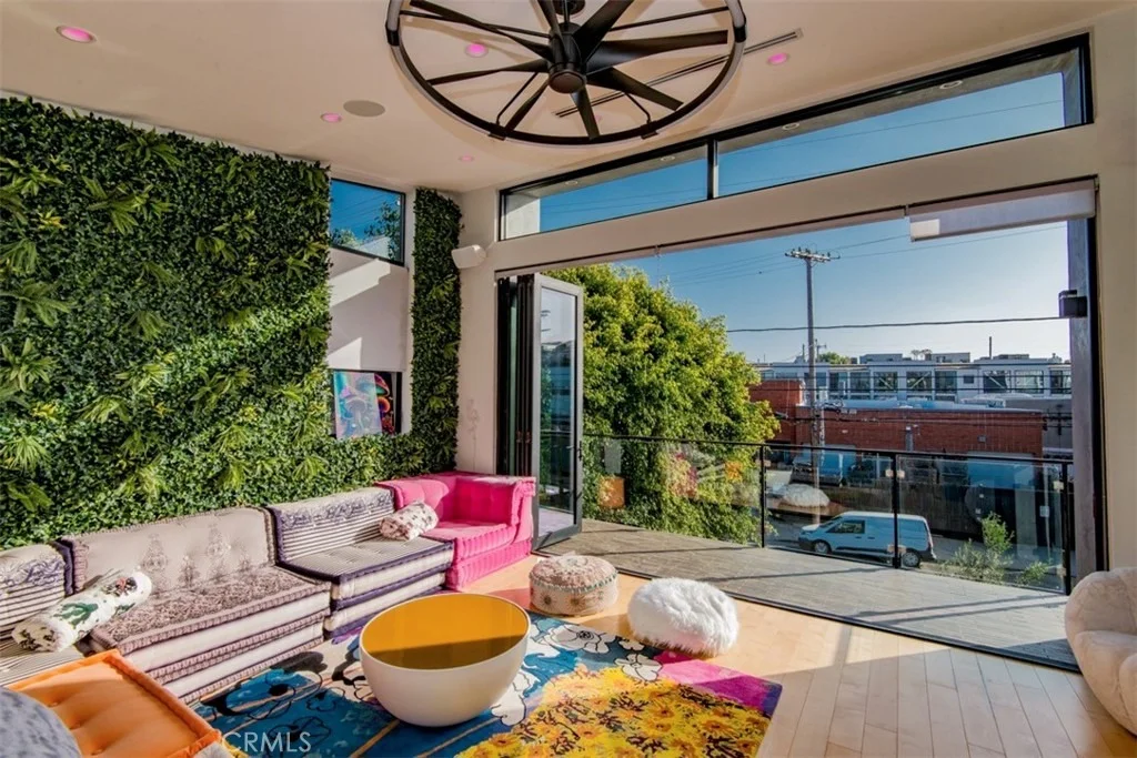 Photo of 708 Hampton Drive