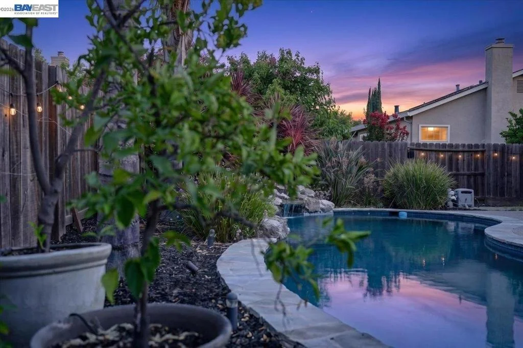 Photo of 118 Diamond Dr