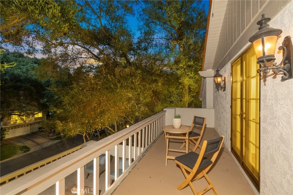 Photo of 16 Hidden Valley Road
